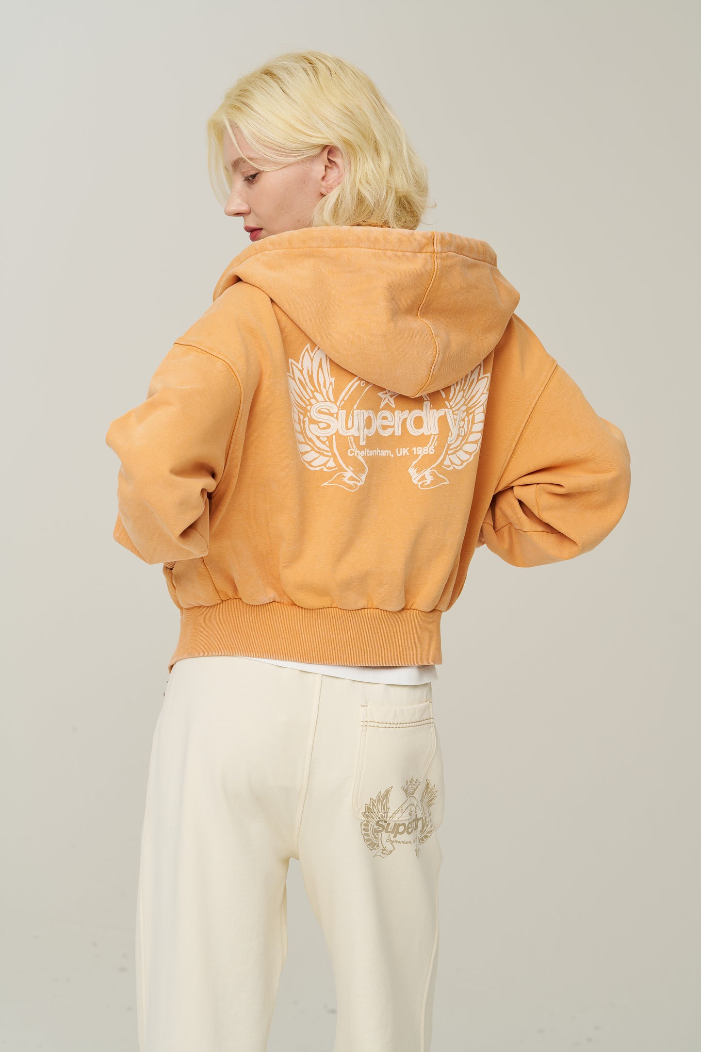 W Vintage Washed Crop Zip-Up Hoodies