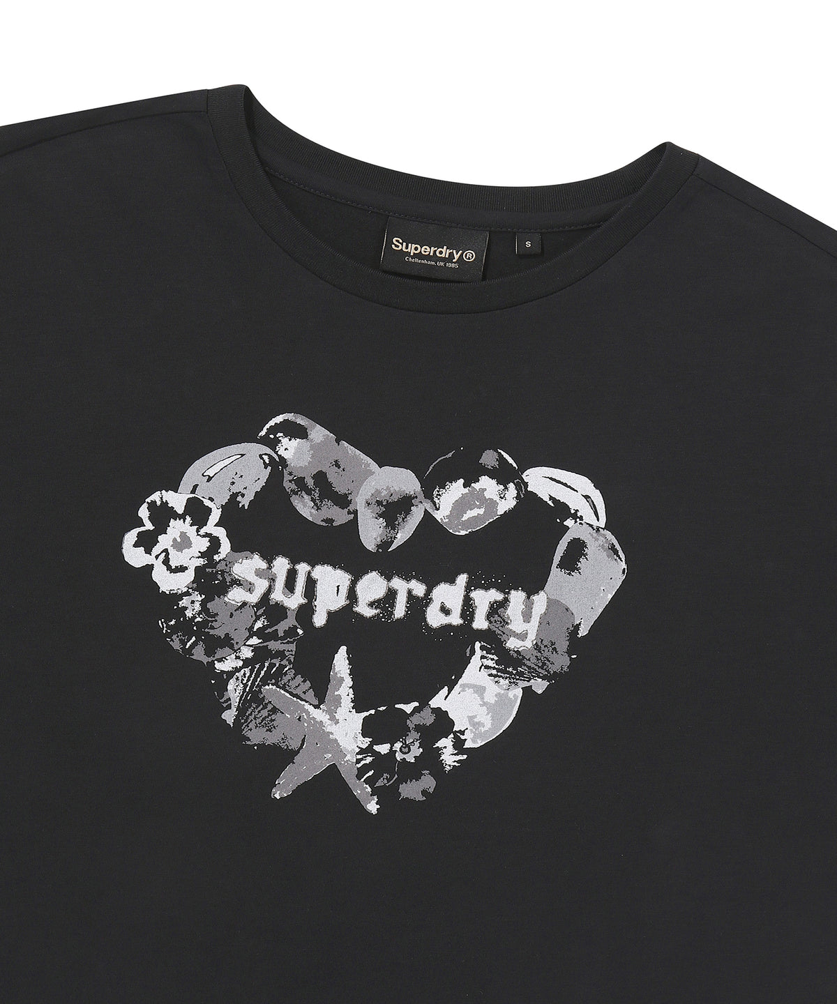 W Heart Print T-Shirt 2
