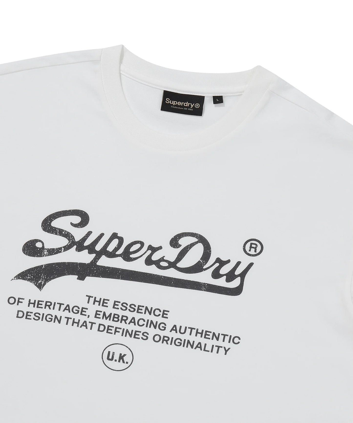 Essential Logo T-Shirt