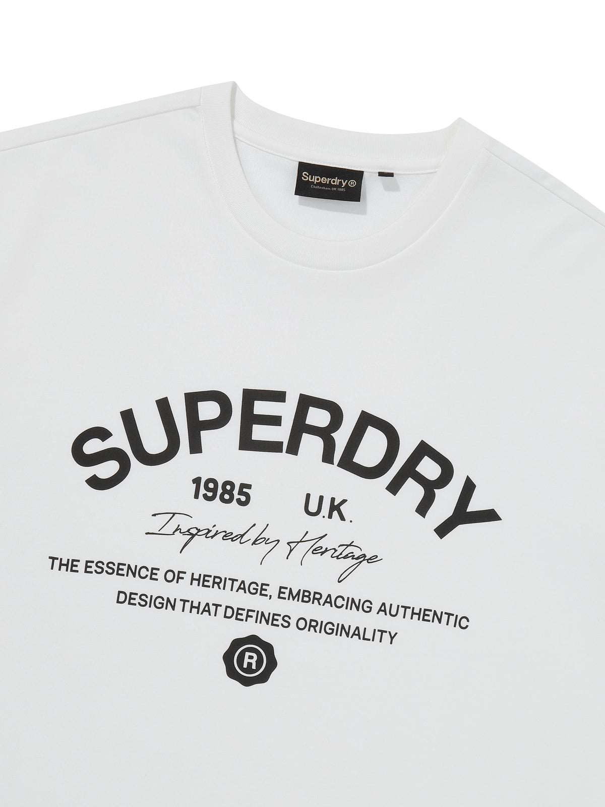 Core Signature T-Shirt
