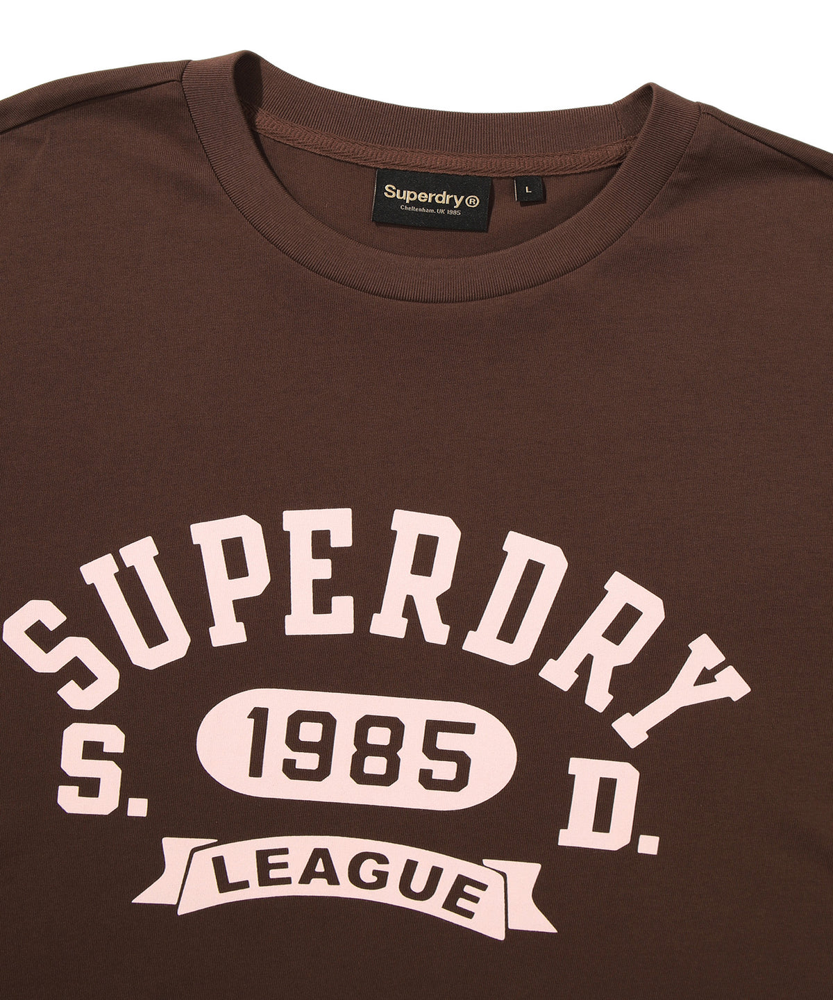 League Essential Graphic T-Shirt