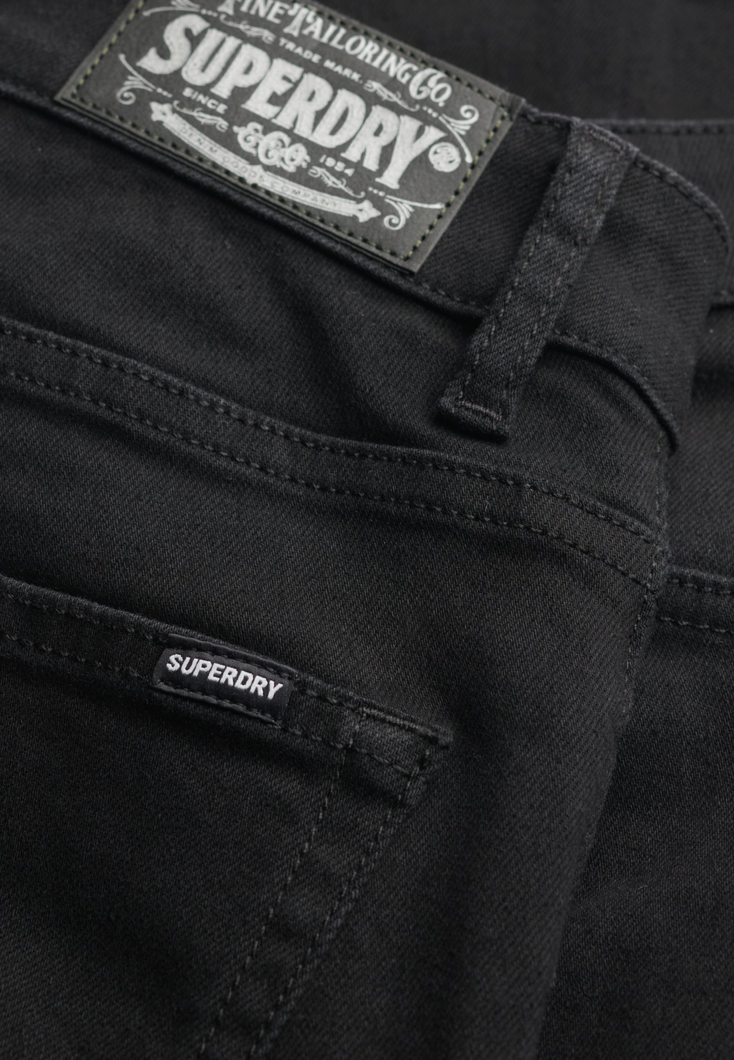 Mid Rise Skinny Jean