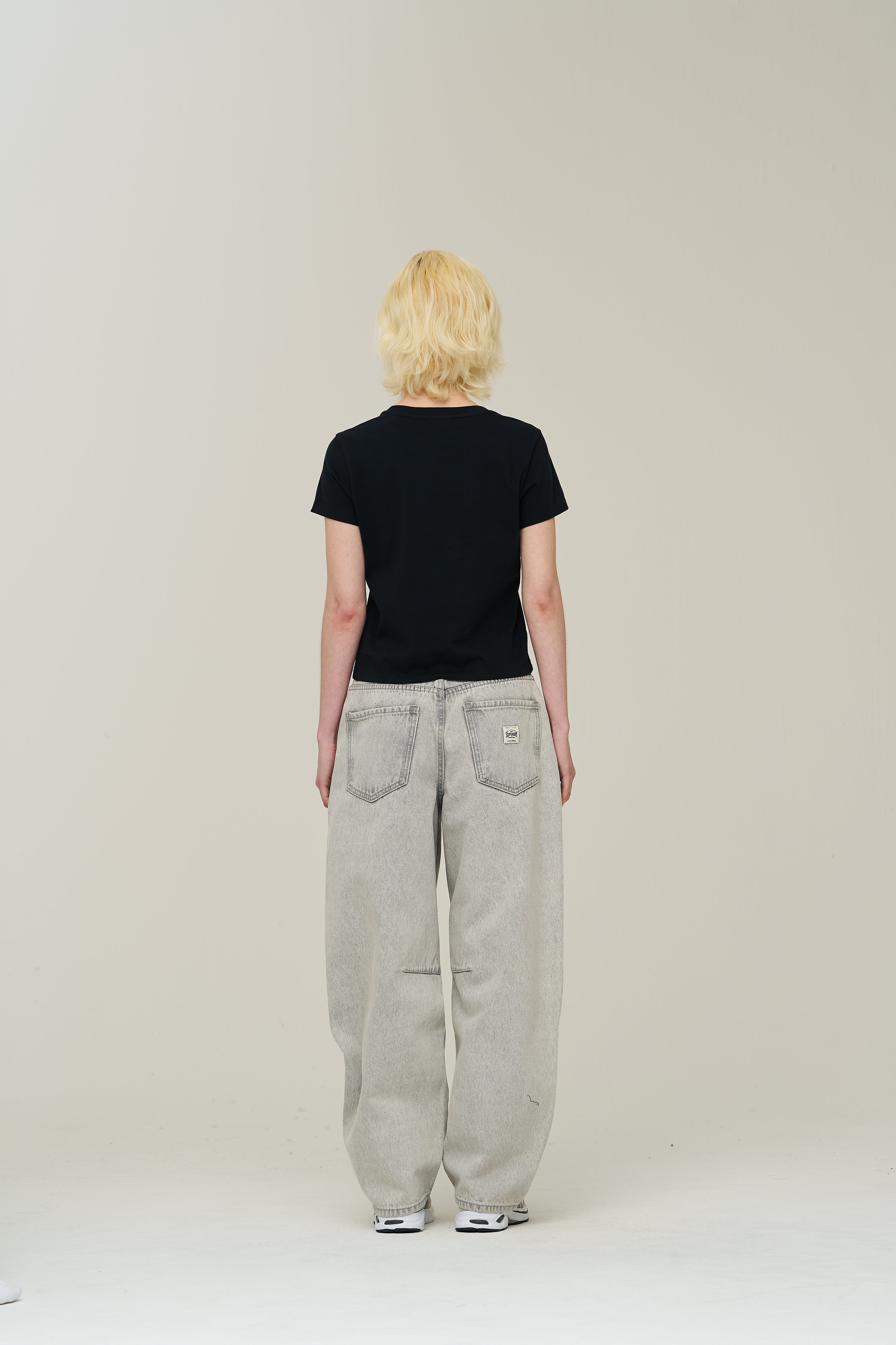 W Vintage Logo Crop T-Shirt - Black