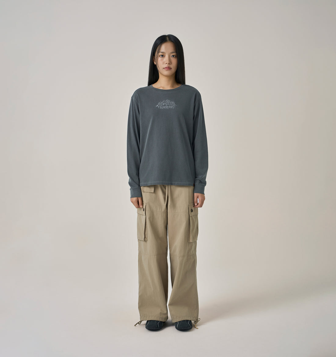 W Flower Embroidered Long Sleeve