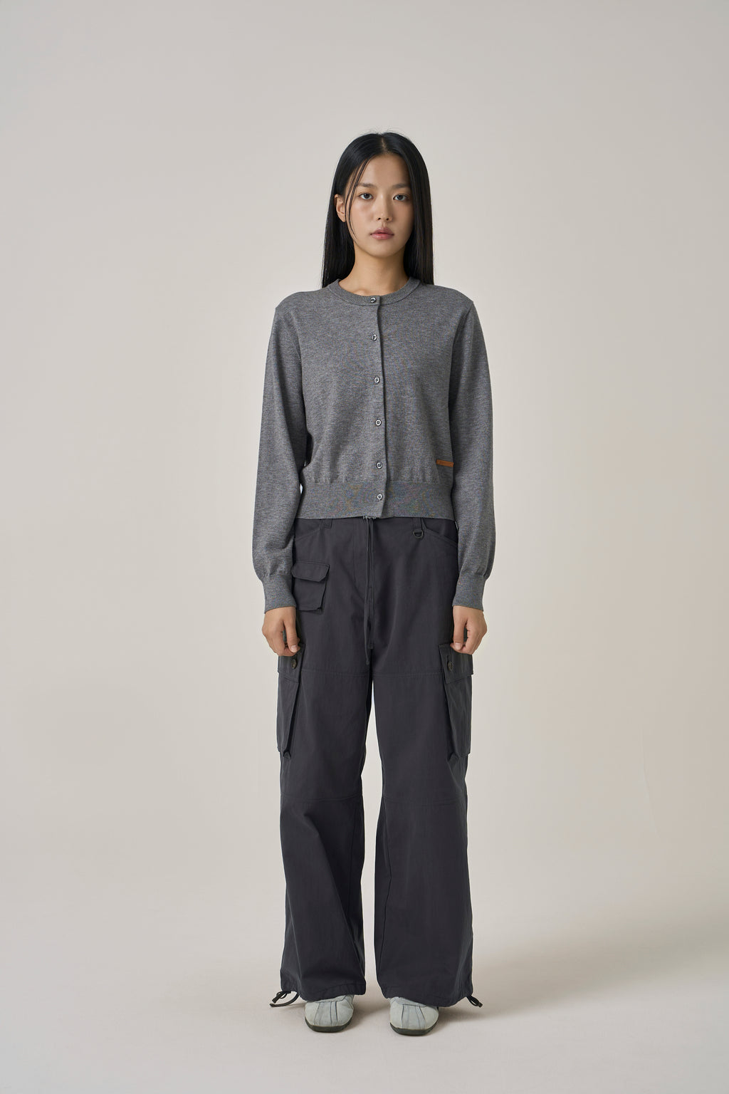 W Roundneck Kint Cardigan