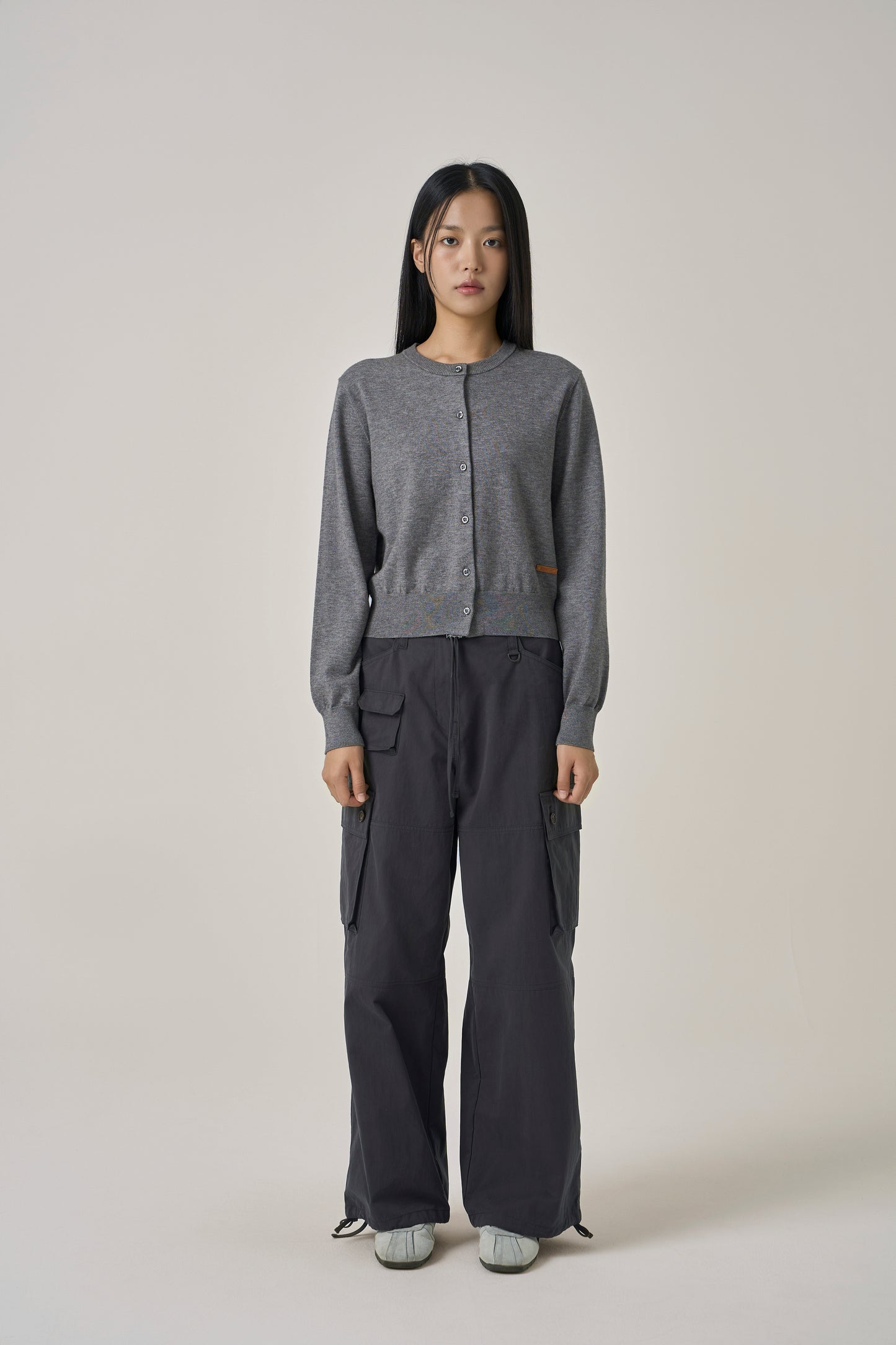 W Roundneck Kint Cardigan