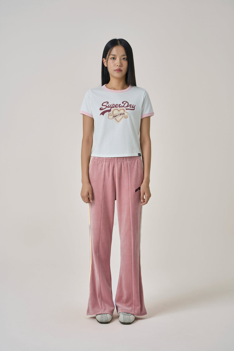 W Heart Graphic Ringer T-Shirt