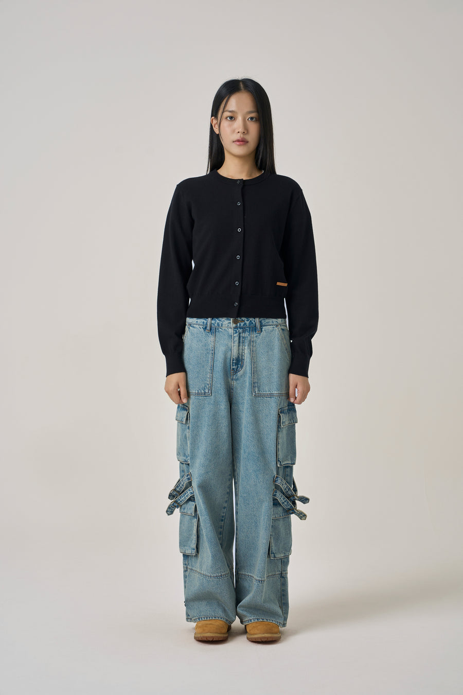 W Roundneck Kint Cardigan