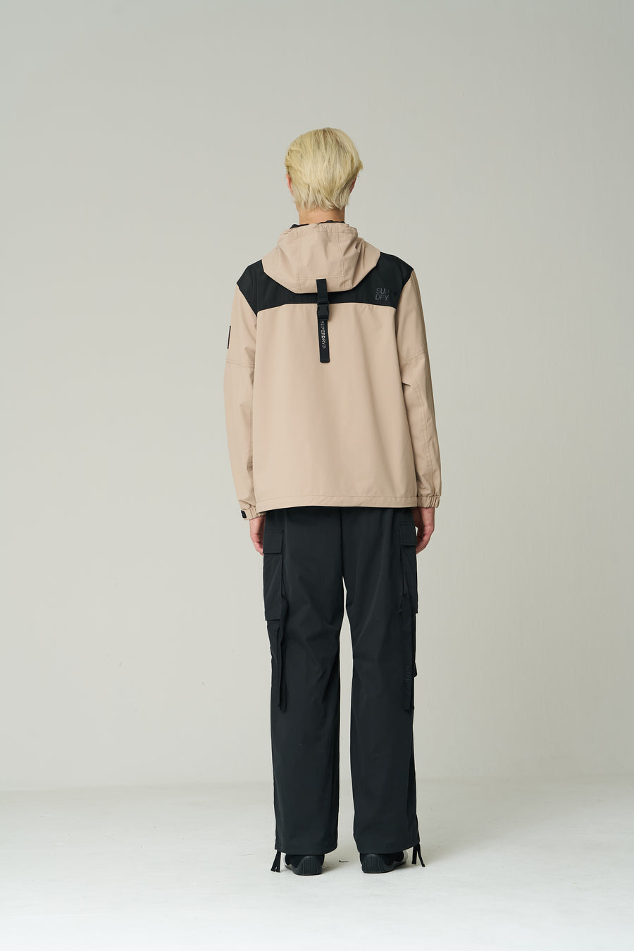 Signature Wind Cheater Jacket - Beige