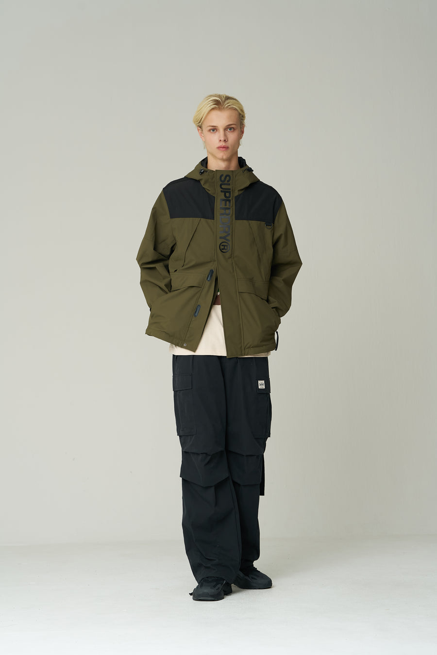 Signature Wind Cheater Jacket - Khaki