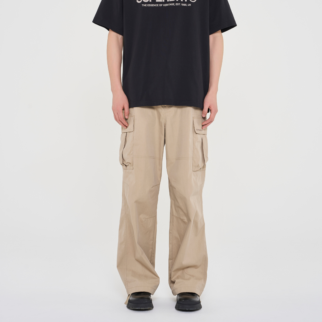 Curved Cargo Pants