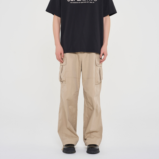 Curved Cargo Pants