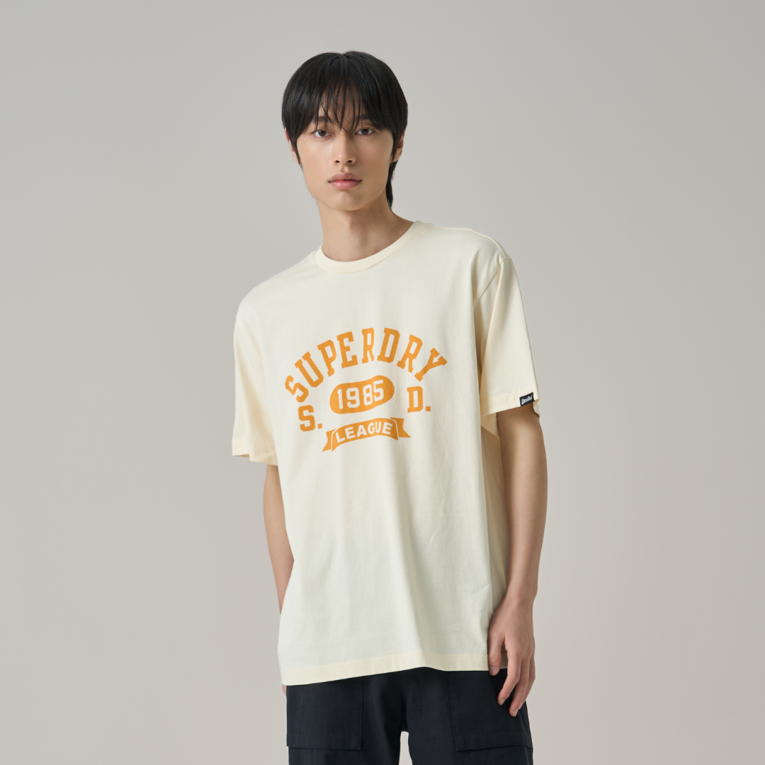 League Essential Graphic T-Shirt