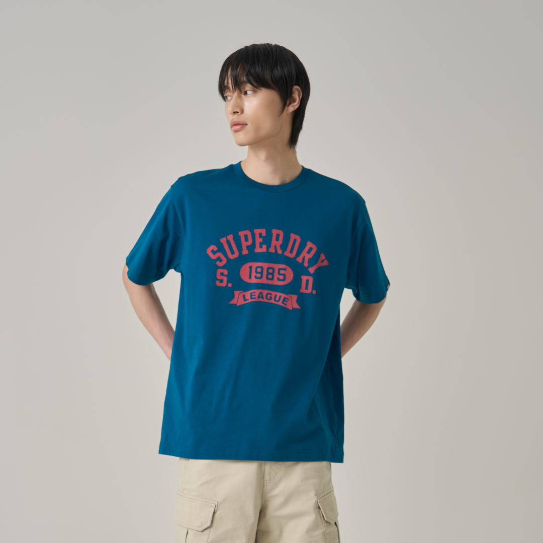 League Essential Graphic T-Shirt