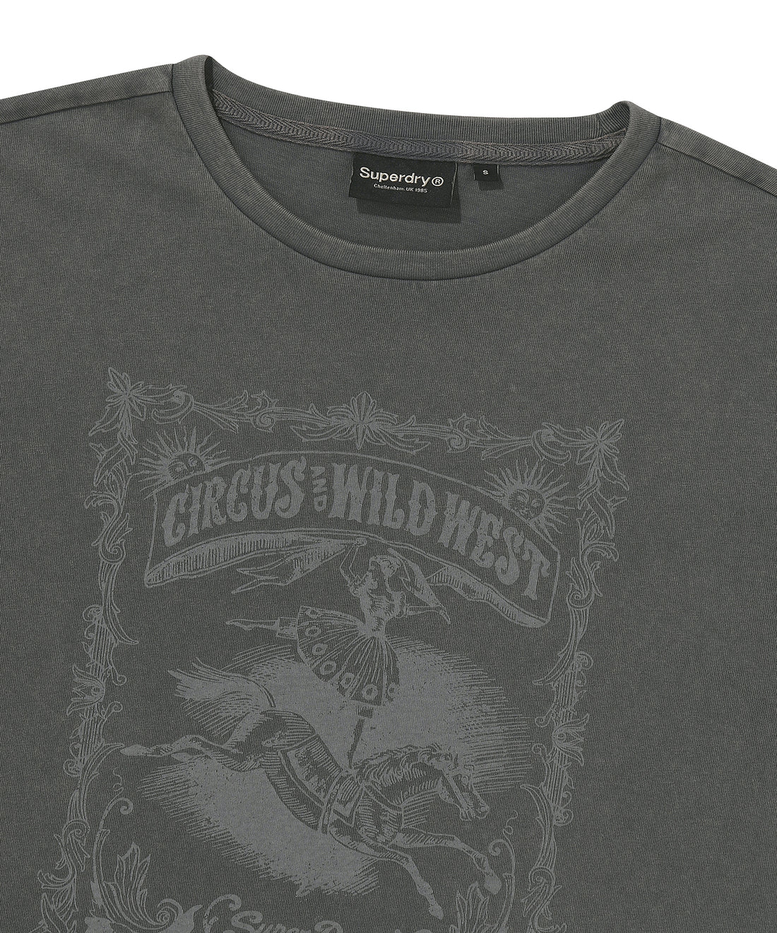 W Vintage Circus Long Sleeve