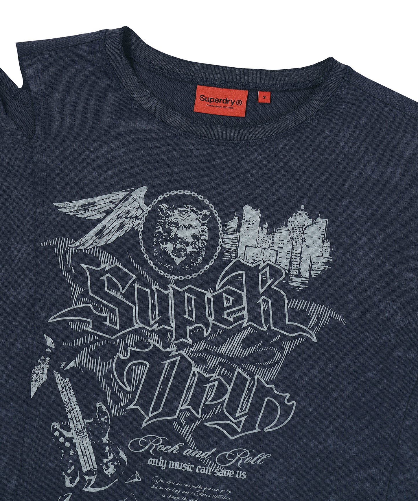 W Cutting T-Shirt