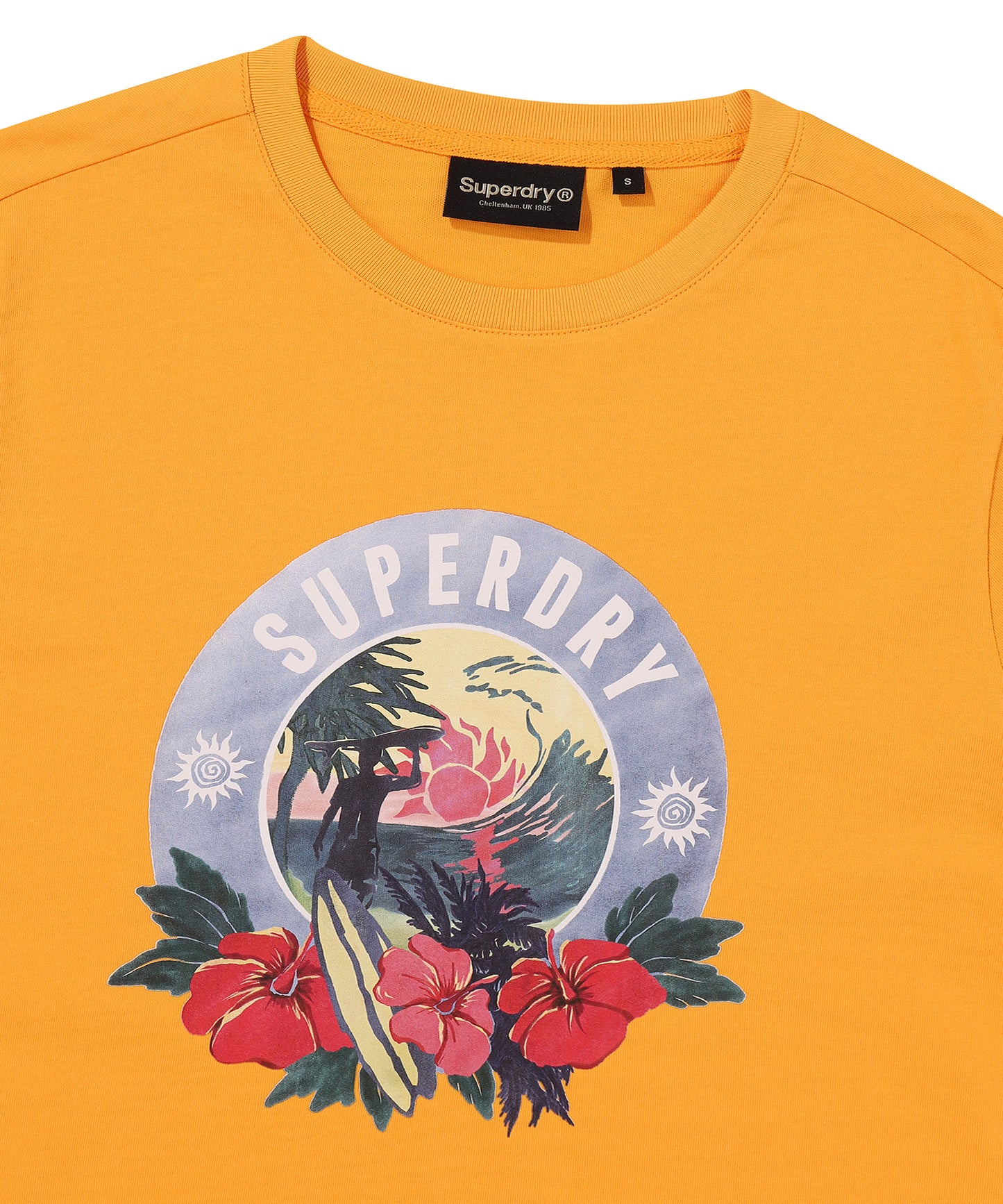 W Flower Circle T-Shirt