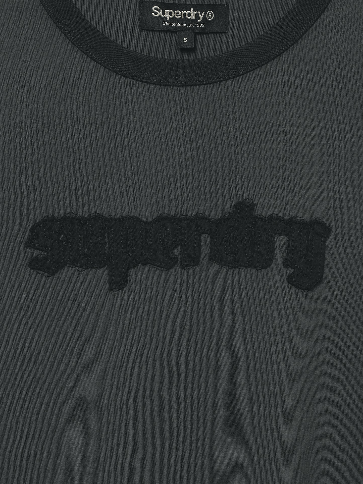 W Vintage Logo Patch Ringer T-Shirts