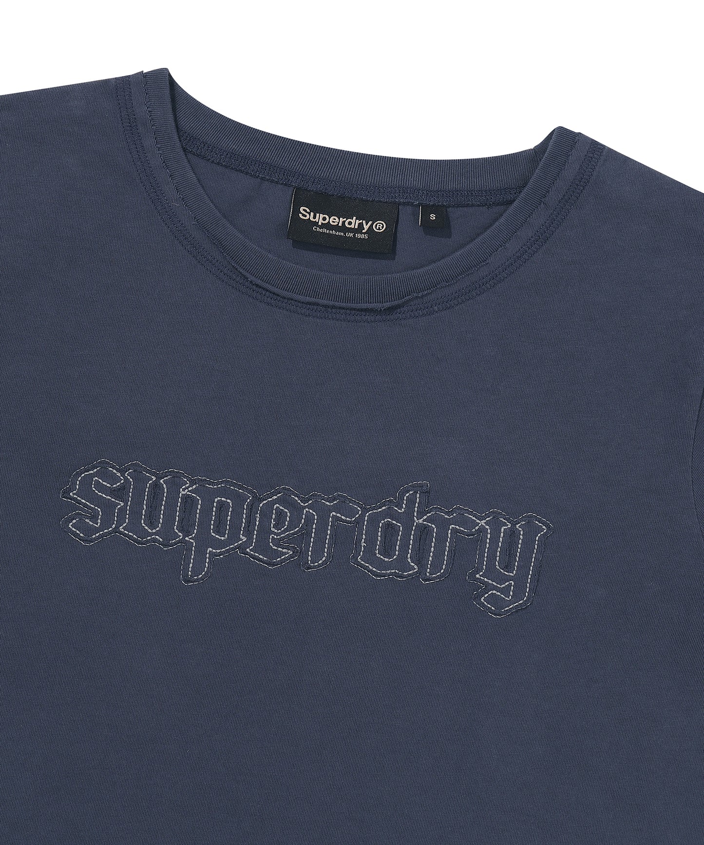 W Vintage Logo Patch T-Shirt 2