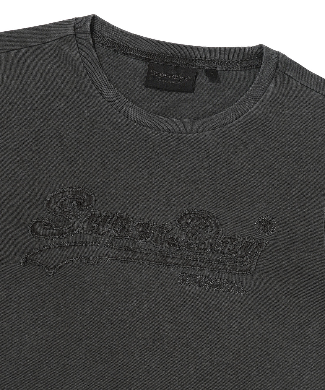 W Vintage Applique T-Shirt