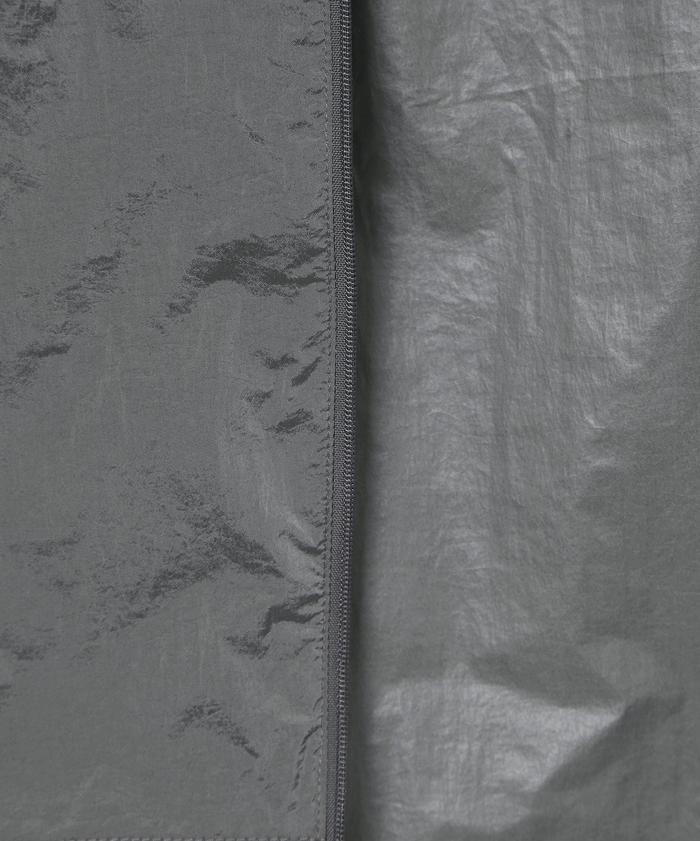 W Glossy Shirring Wind Jacket