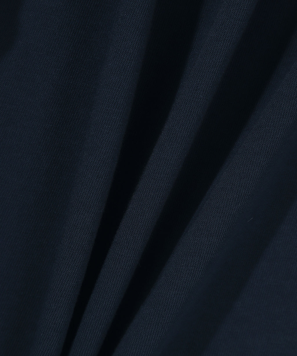 Essential Long Sleeve T-Shirt 2