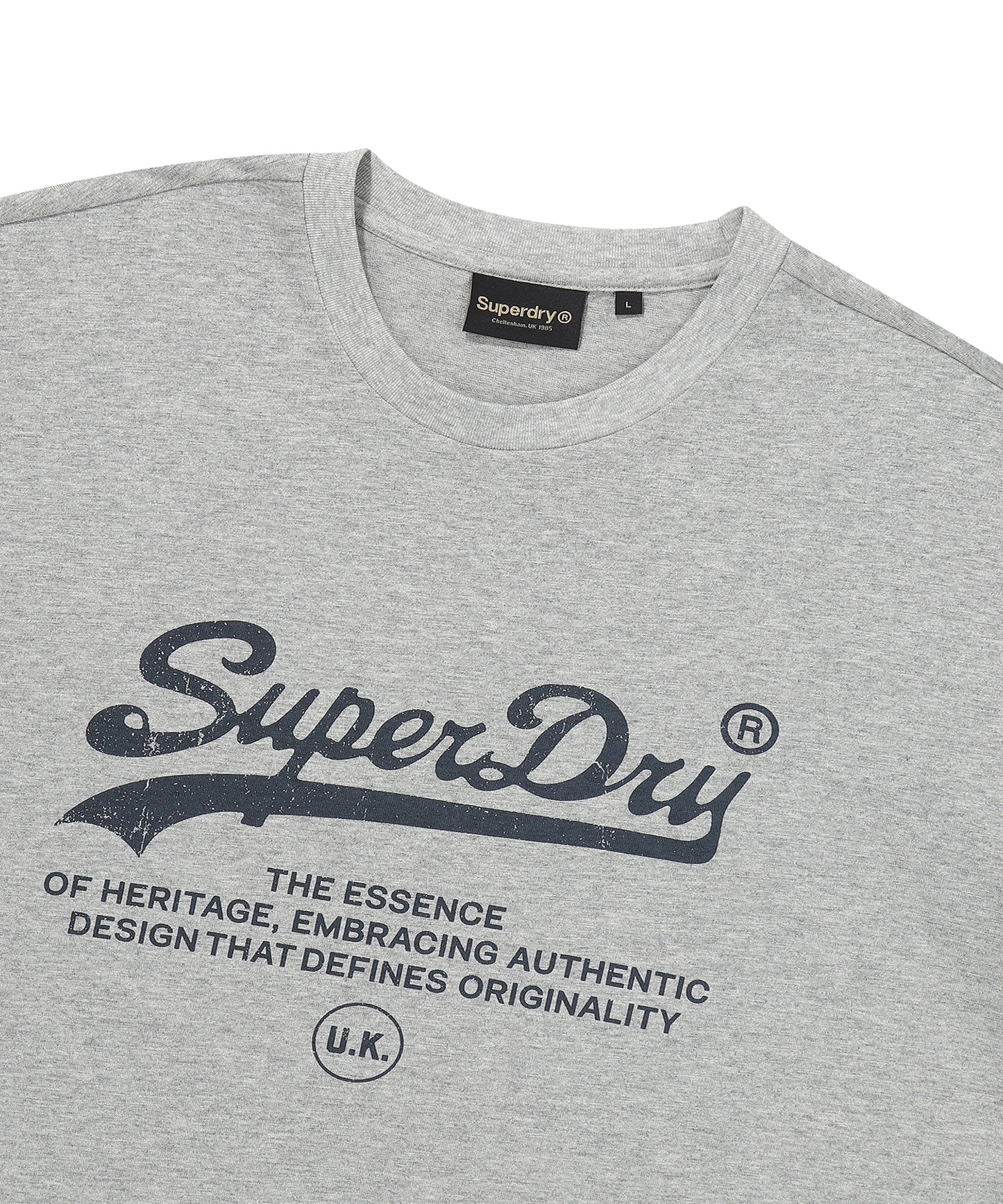 Essential Logo T-Shirt