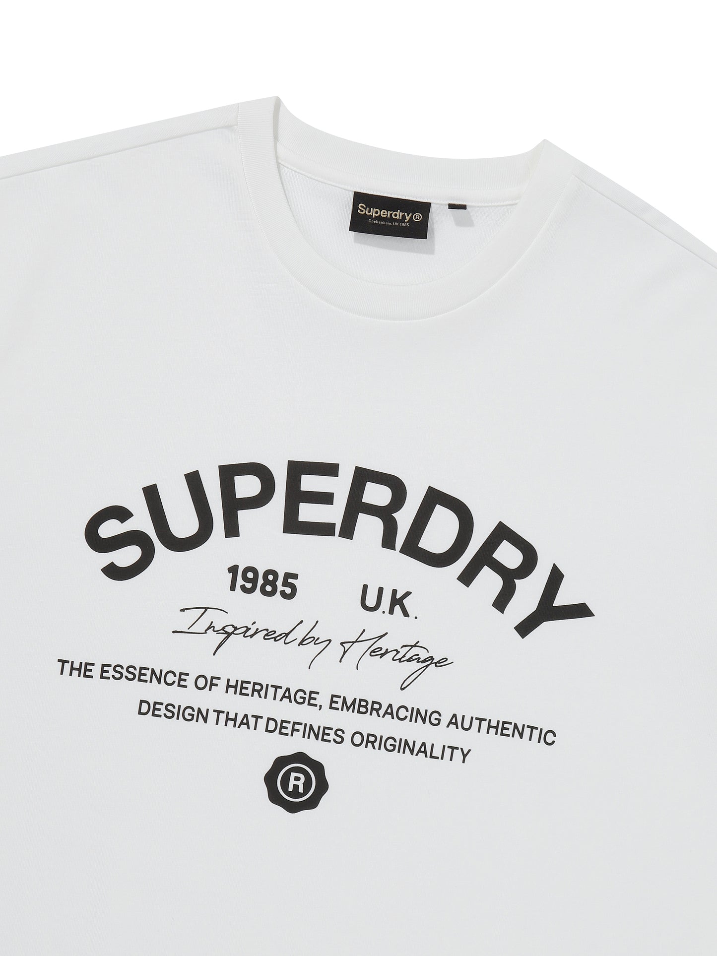 Core Signature T-Shirt