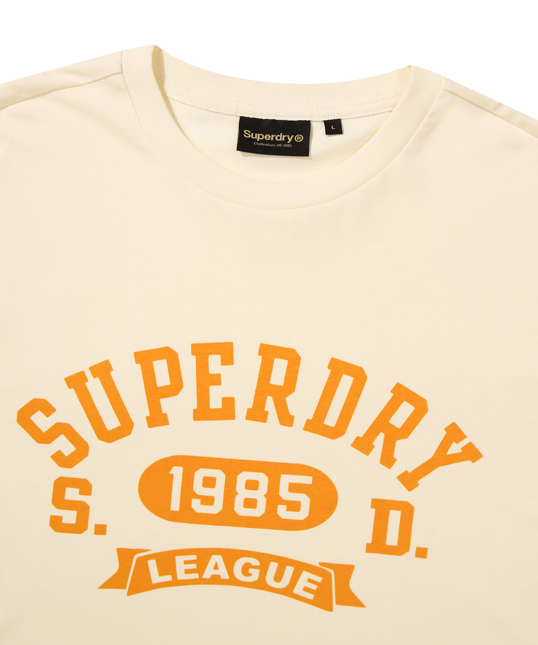 League Essential Graphic T-Shirt