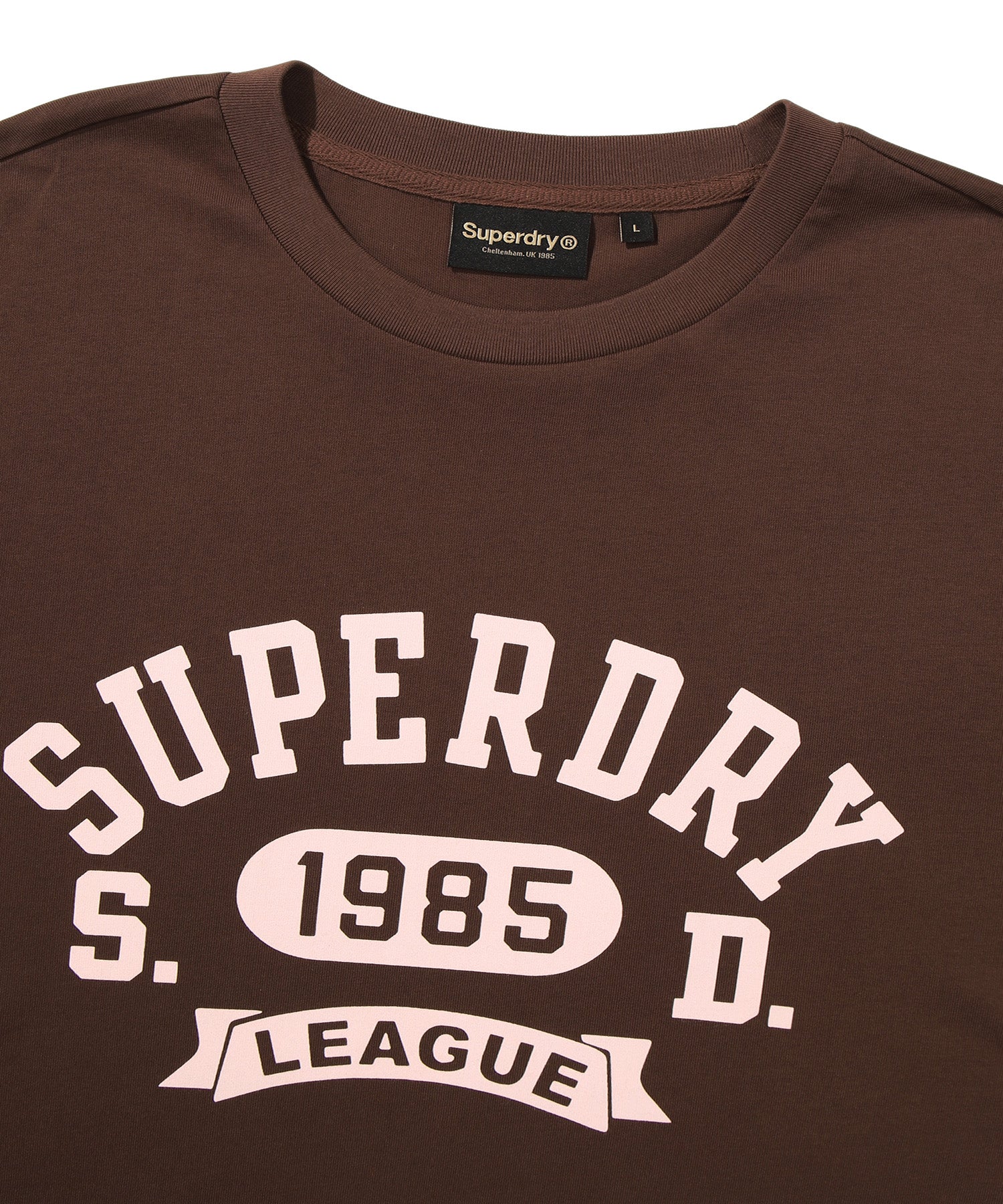 League Essential Graphic T-Shirt