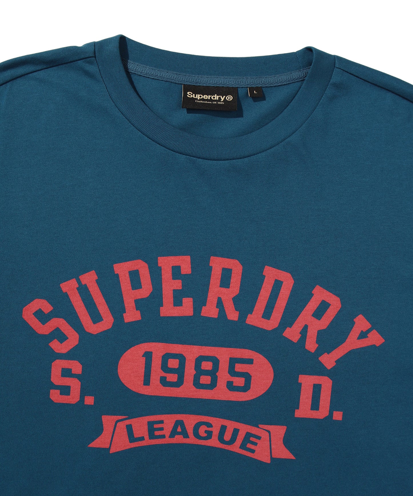 League Essential Graphic T-Shirt