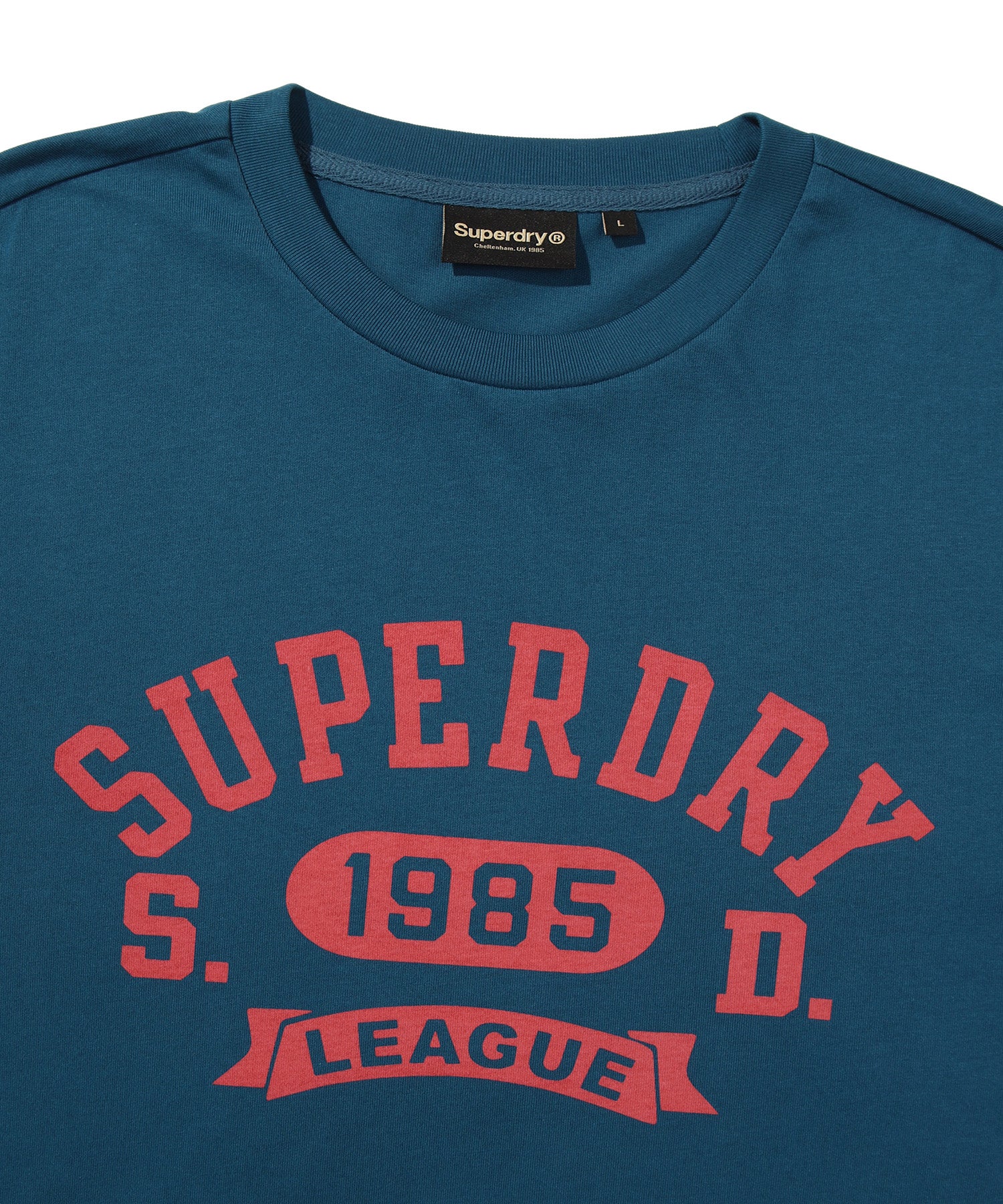 League Essential Graphic T-Shirt