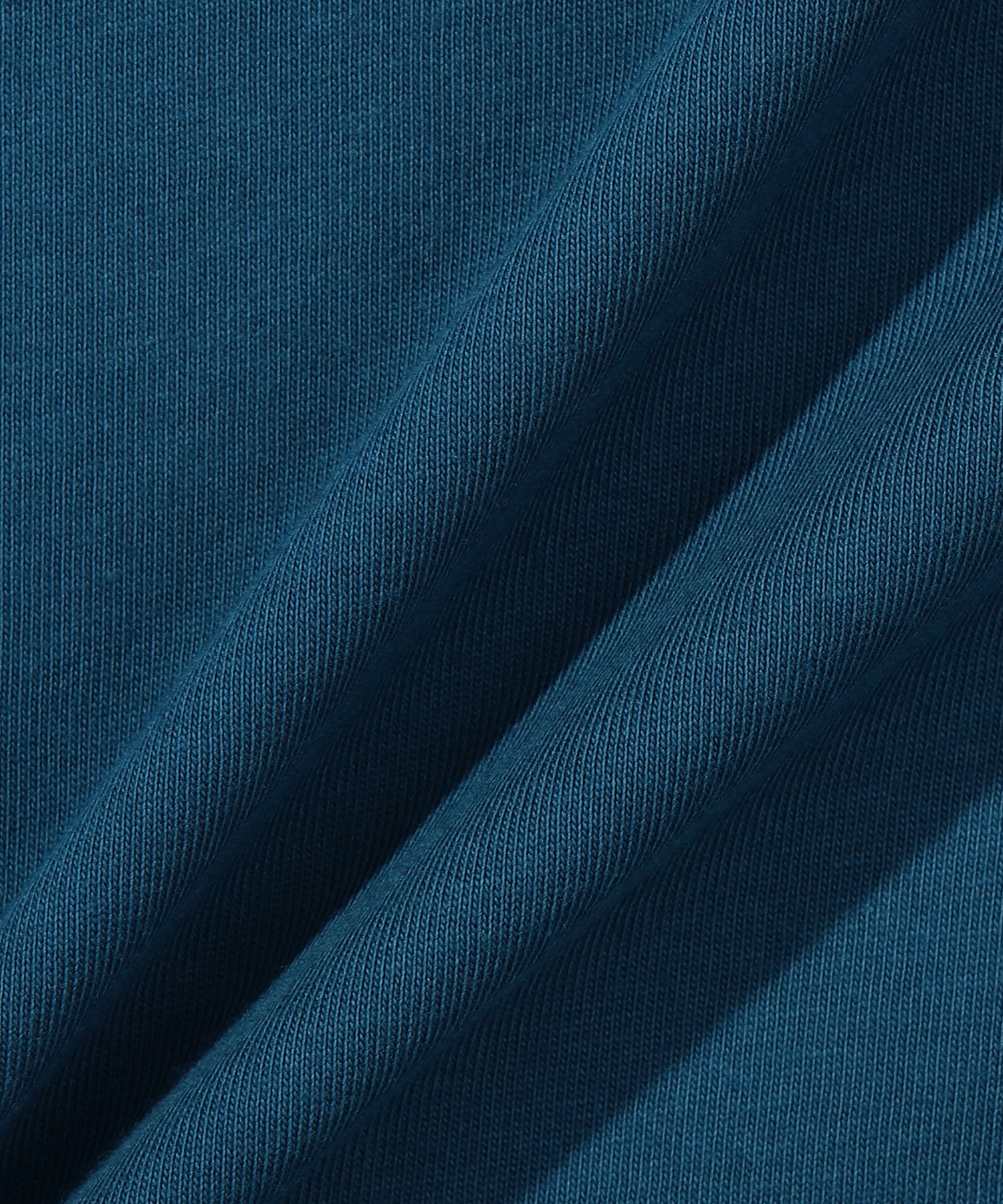 League Essential Graphic T-Shirt