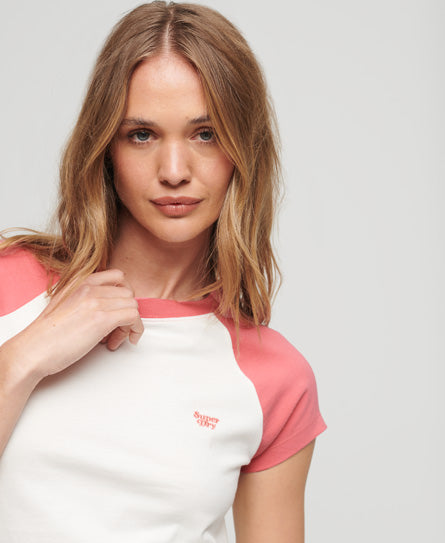 Organic Cotton Essential Logo Raglan T-Shirt - Off White/Camping Pink